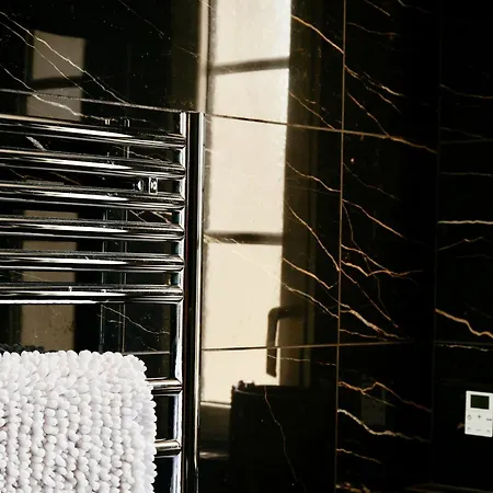 Prestige - Chic, Confort & A Pied *